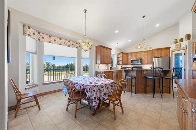 26139 Highway 595, Rural Red Deer County 5