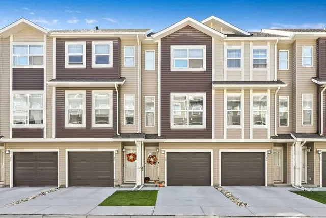 18 Legacy Path, Calgary 2