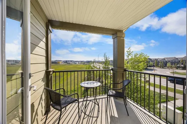 111 Evanscrest Gdns, Calgary 4