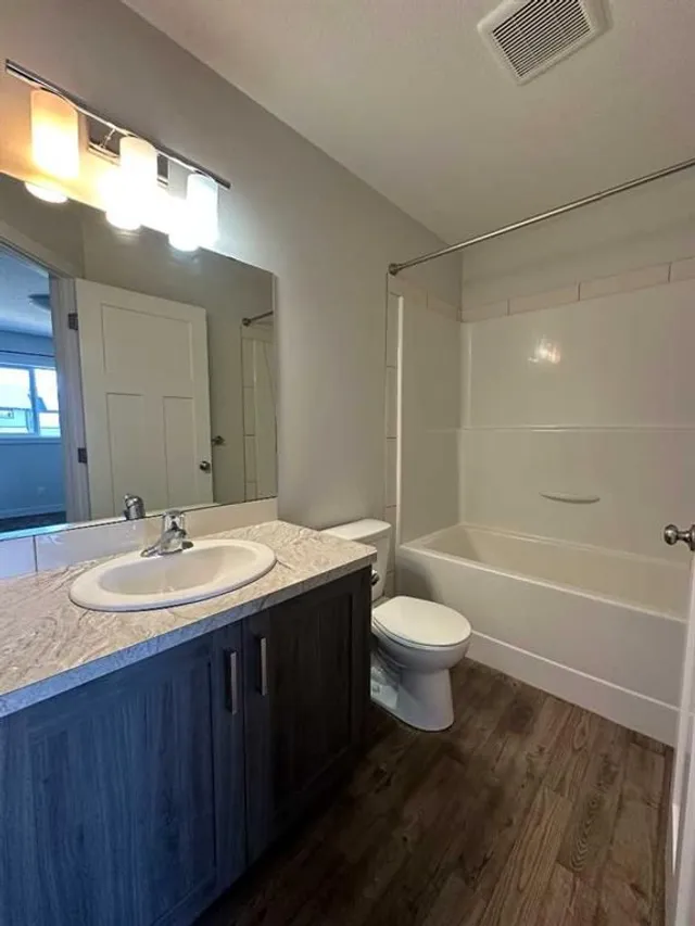 49 Hawthorn Pl, Sylvan Lake 5