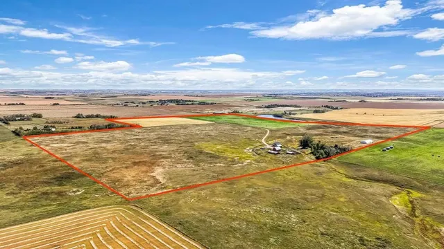 263043 / 263039 Range Road 14, Rural Rocky View County 2