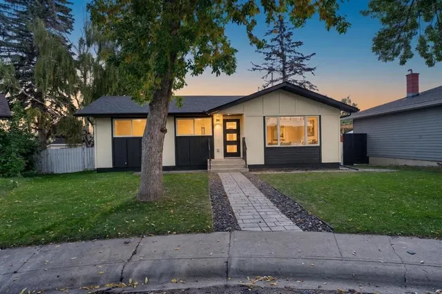 140 Fyffe Rd, Calgary