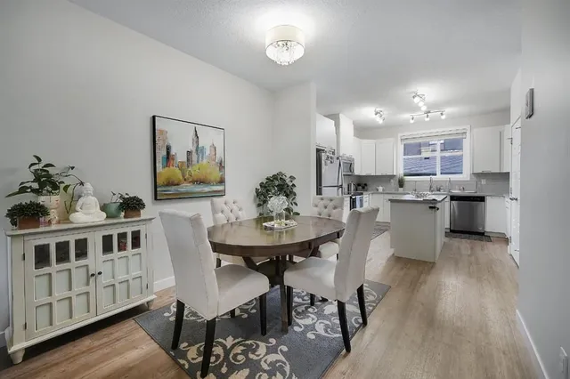 16 Skyview Cir, Calgary 5