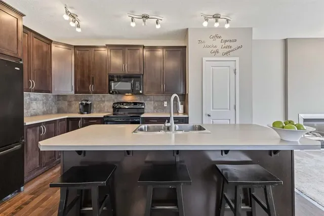 13 Panora View, Calgary 5