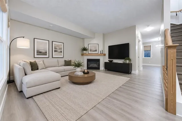 29 Springborough Blvd #25, Calgary 4