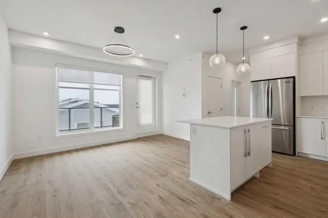 681 Savanna Blvd #1415, Calgary 3