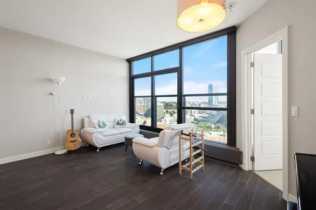 225 11 Ave #2203, Calgary 4