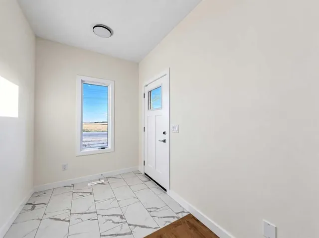 2337 waterbury Rd, Chestermere 5