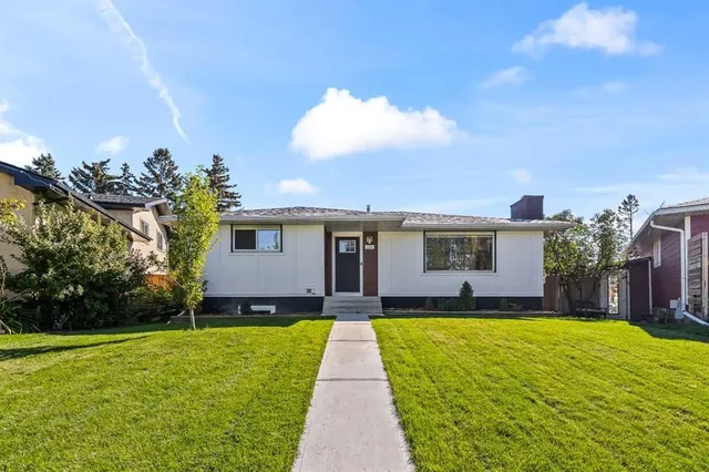 128 Doverthorn Bay, Calgary 2