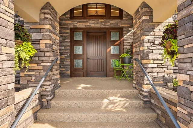 2012 63 Ave, Lloydminster 3