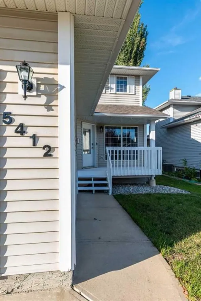 5412 24 St, Lloydminster 2
