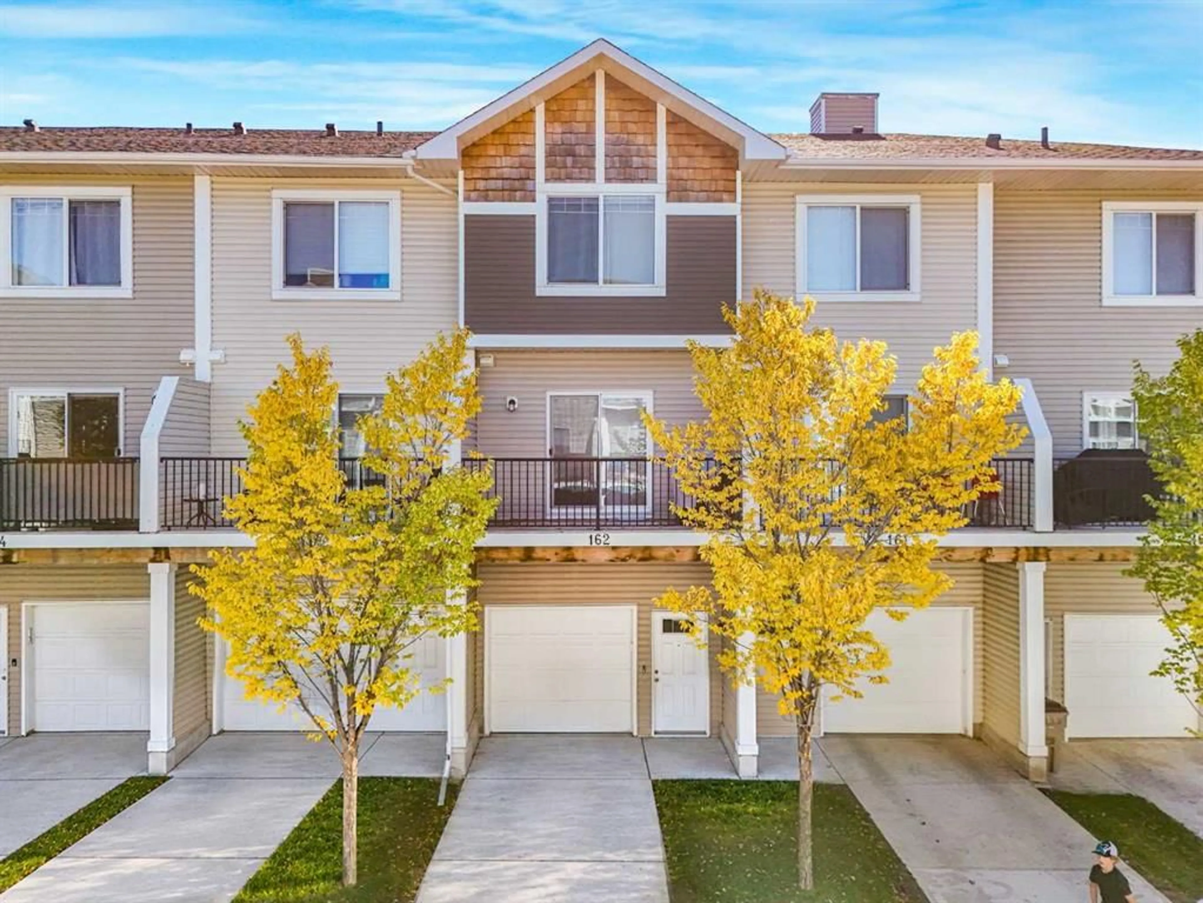 pillar/IMG-A2346639_1.jpg