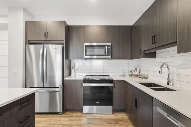 55 Wolf Hollow Cres #301, Calgary 5