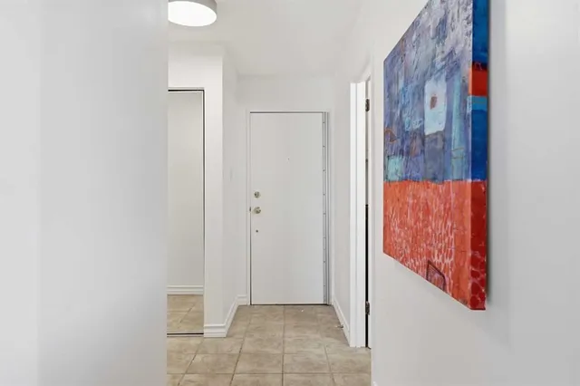 323 13 Ave #203, Calgary 4