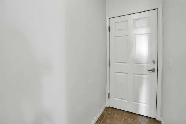 5720 2 St #214, Calgary 5