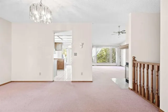 109 Shawnee Rise, Calgary 5