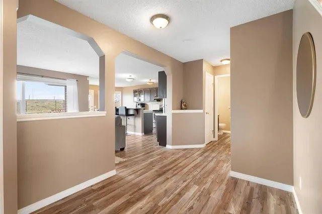 459 Citadel Meadow Bay, Calgary 2