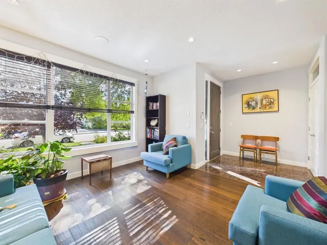 442 23 Ave, Calgary 5