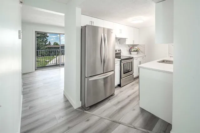 1055 72 Ave #49, Calgary 5