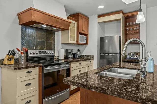 173 Kananaskis Way #310AB, Canmore 5