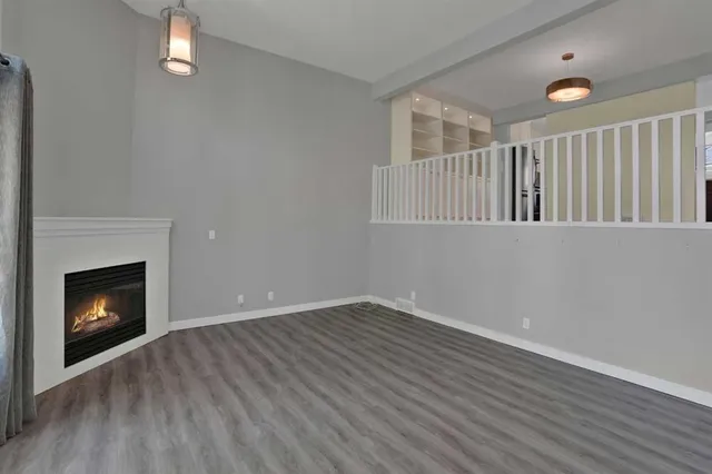 118 Candle Terr, Calgary 5