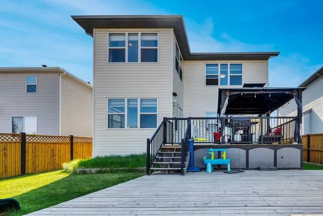 245 Springmere Way, Chestermere 5