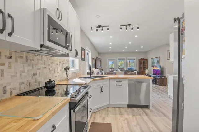6913 59 Ave, Red Deer 5