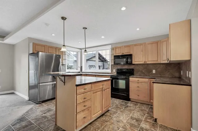 115 Strathmore Lakes Common, Strathmore 3