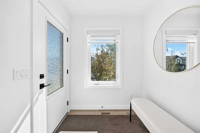 35 Silverton Glen Green, Calgary 2