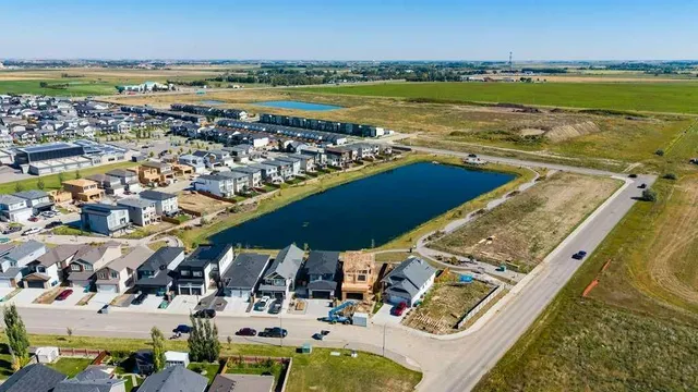 259 Gateway Manor S, Lethbridge 3