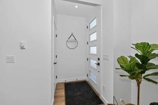 200 Belvedere Blvd #810, Calgary 4