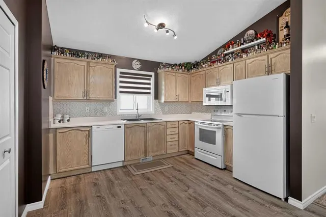 34 Mt Aberdeen Link, Calgary 2