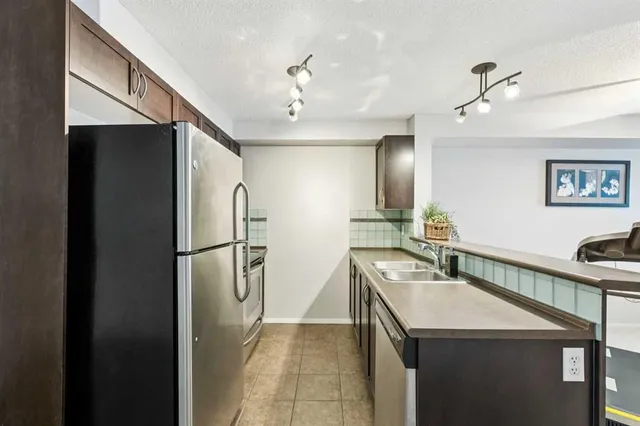 60 Panatella St #4210, Calgary 5