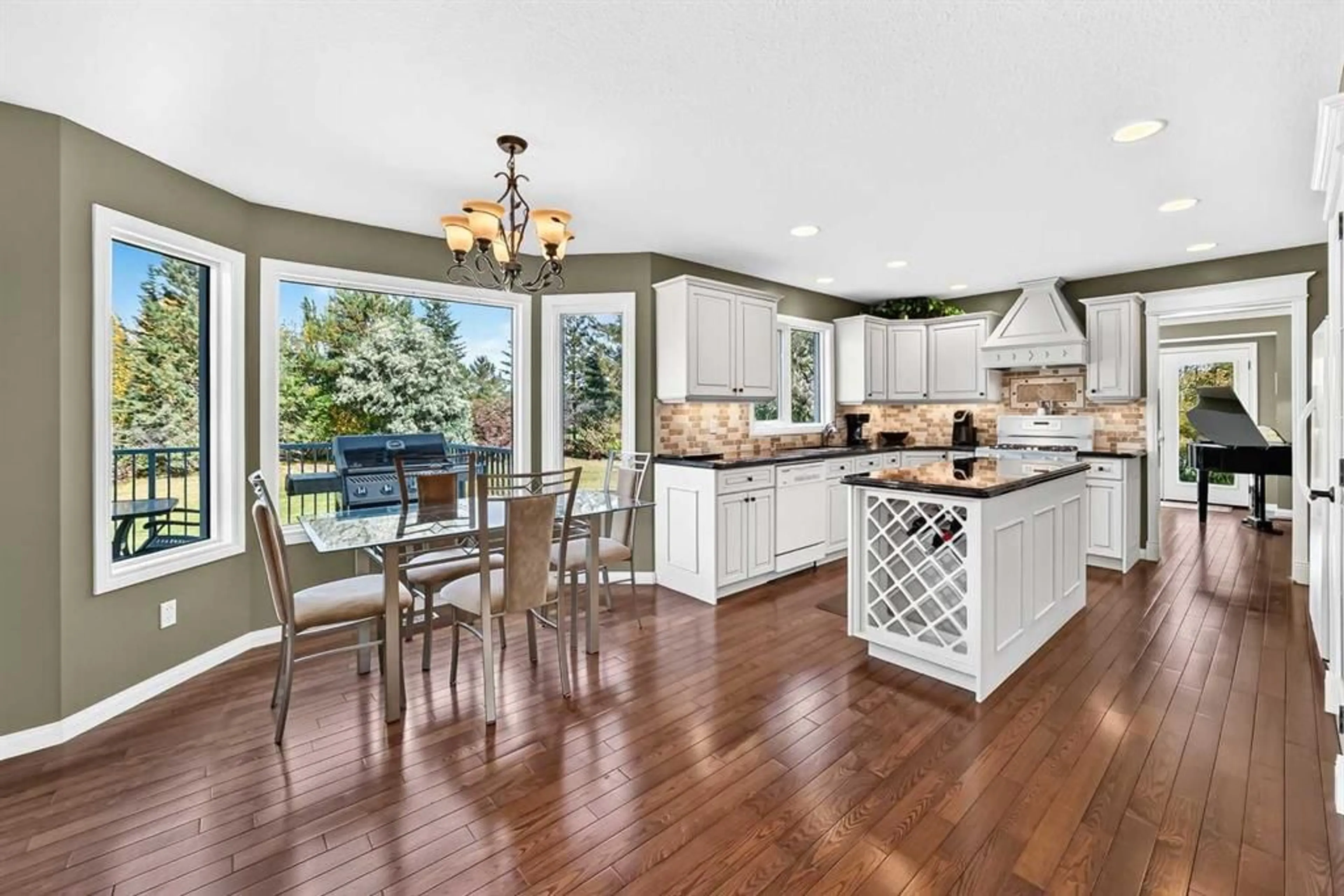 pillar/IMG-A2347570_3.jpg