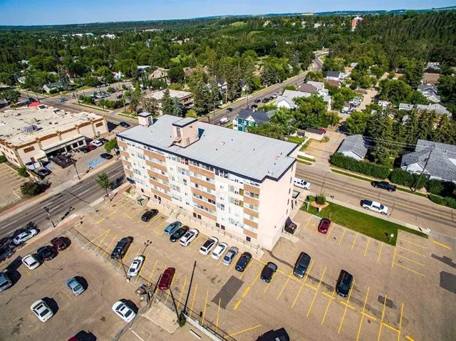 4820 47 Ave #405, Red Deer 2