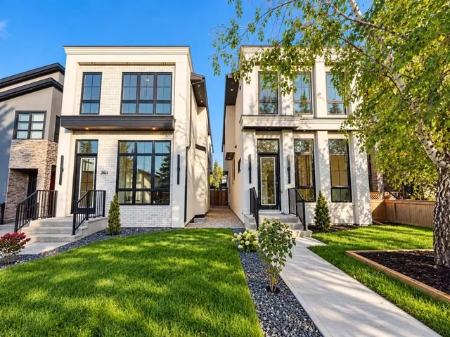 2424 31 St, Calgary 2