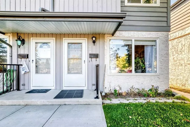 999 Canyon Meadows Dr #170, Calgary 4