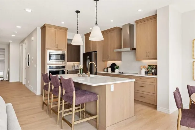 154 Annette Landng, Calgary 4