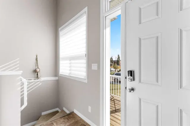 20 Radcliff Way, Sylvan Lake 2