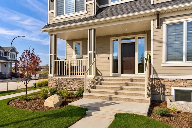 109 Bighorn Cres, Calgary 2