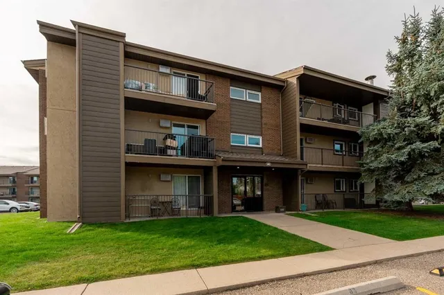 405 Columbia Blvd #310, Lethbridge 2
