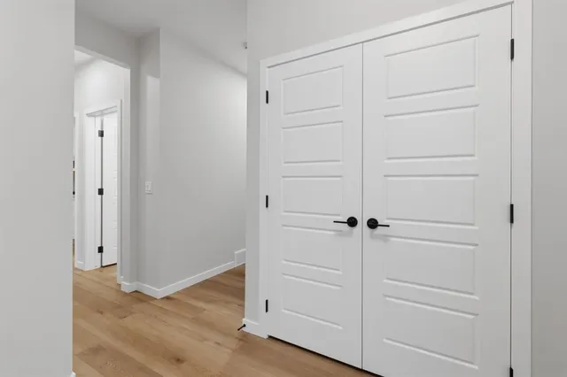 433 Lewiston Landng, Calgary 5