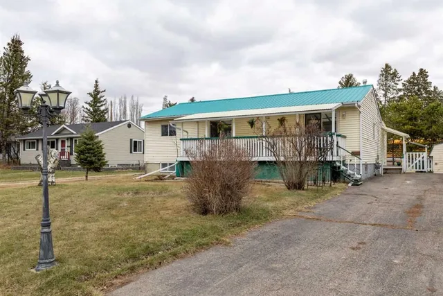 4108 49A Ave, Innisfail 4