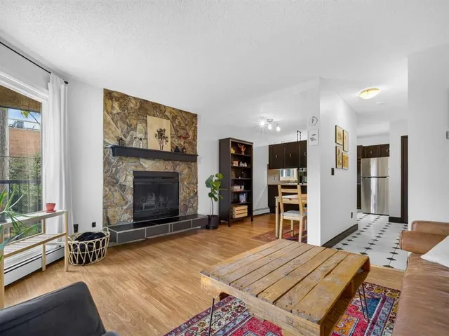 402 4 Ave #5, Calgary 5