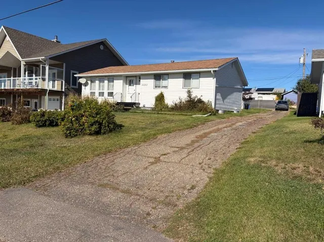 11212 108 Ave, Fairview 5