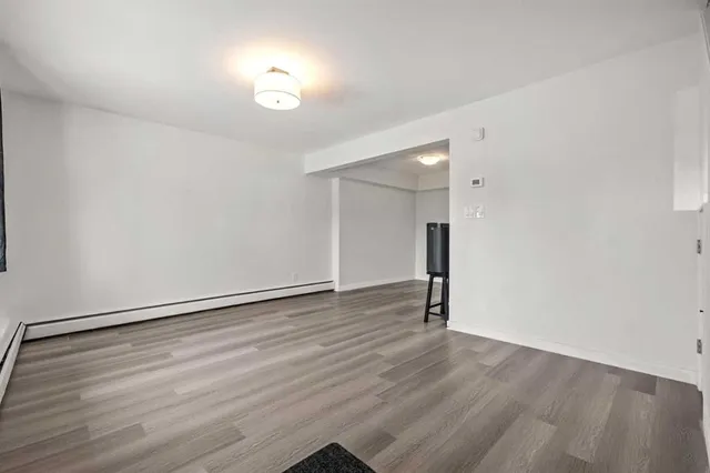 3809 45 St #40, Calgary 4
