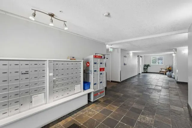 10 Country Village Pk #3301, Calgary 4