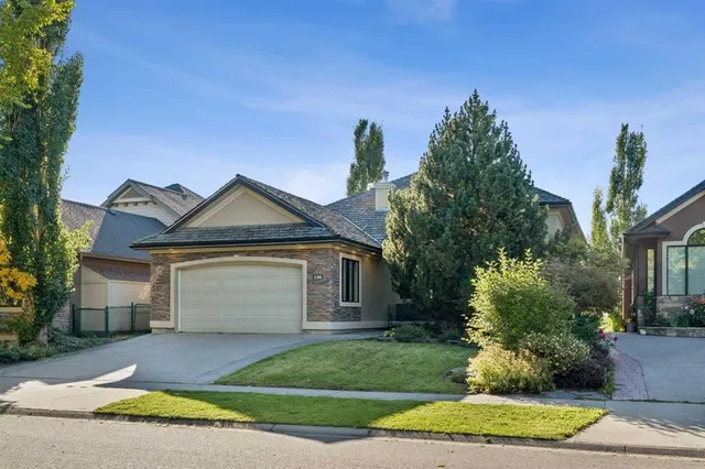 126 Mt Douglas Close, Calgary 2