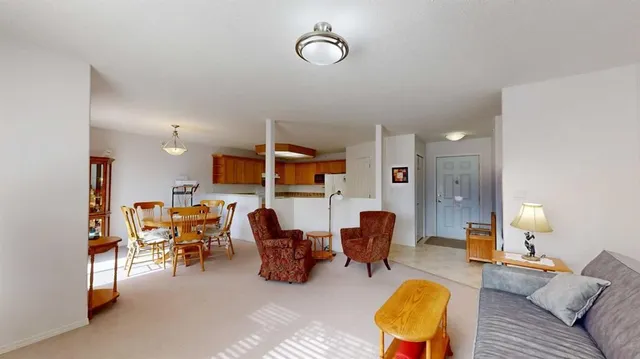 5402 50 Ave #303, Stettler 3