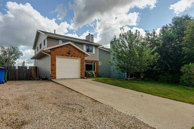 165 Greig Dr, Red Deer 2